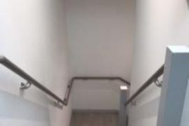 escalier pour accès logements